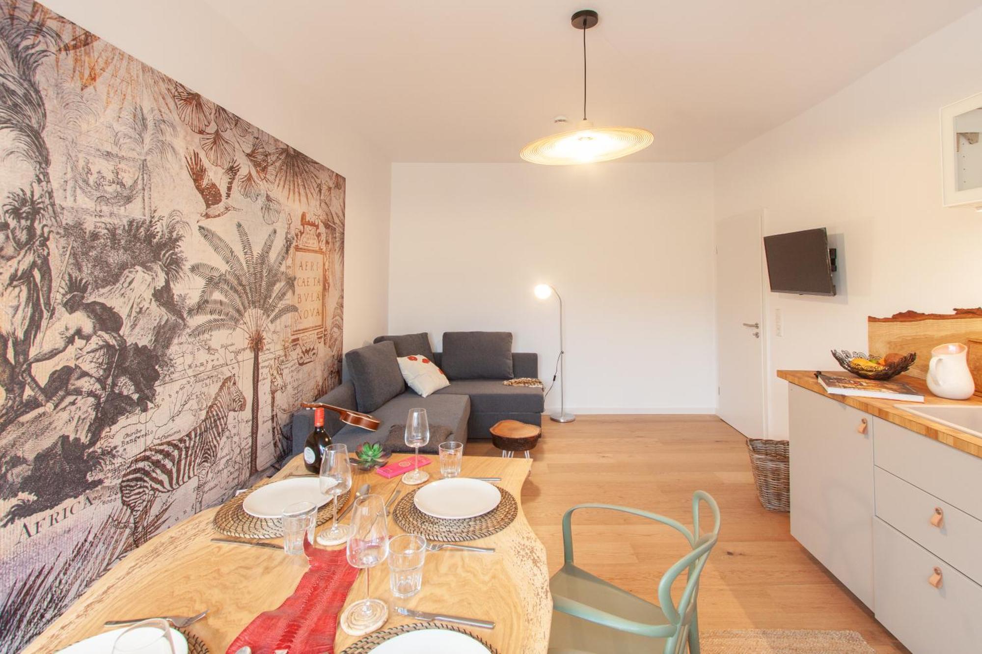 Ferienwohnung Juliusliving - Modernes Wohnen An Der Juliuspromenade Würzburg Exterior foto